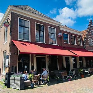 Hotel En Stadscafe De Dam L Hotel Monnickendam